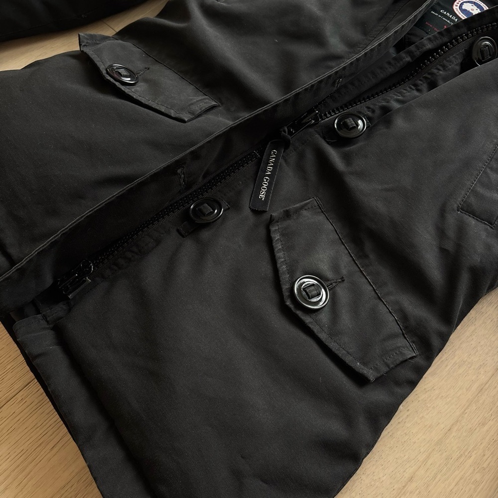 Canada Goose Montebello Parka Women Size Extra Small Black Mid Length XS 2530L - Picture 4 of 12